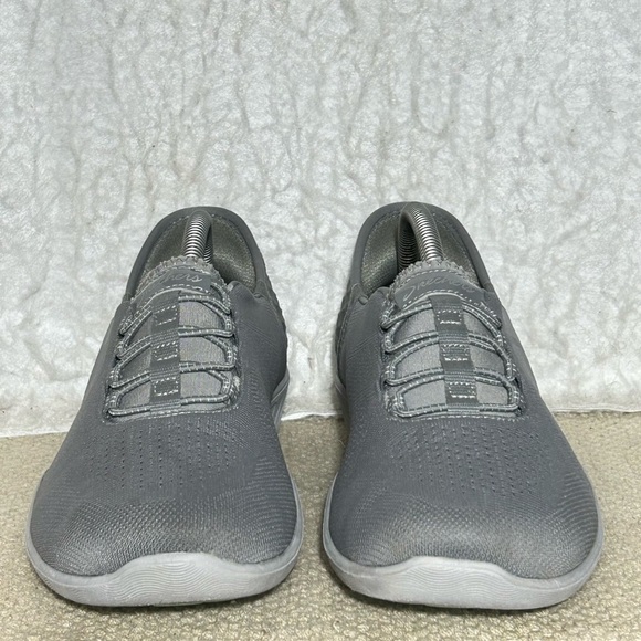Skechers Womens Grey Newbury St Slip-Ins.Knit Memory Foam Sneakers Shoes SZ 7.5 - Picture 3 of 11